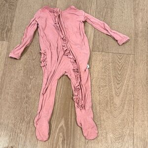 Posh Peanut Pink Ruffle Footie
